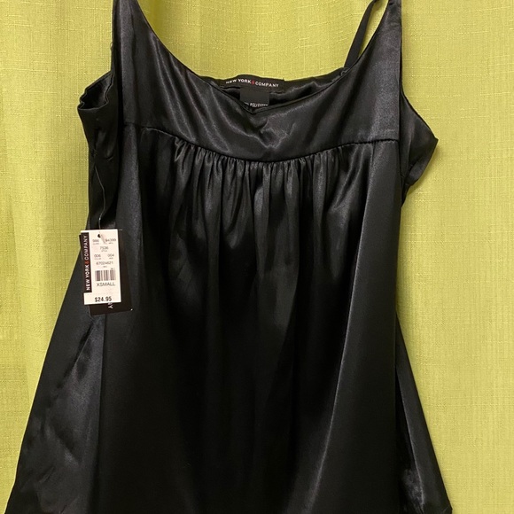 New york &Company black Tank Top size XS - Picture 1 of 3
